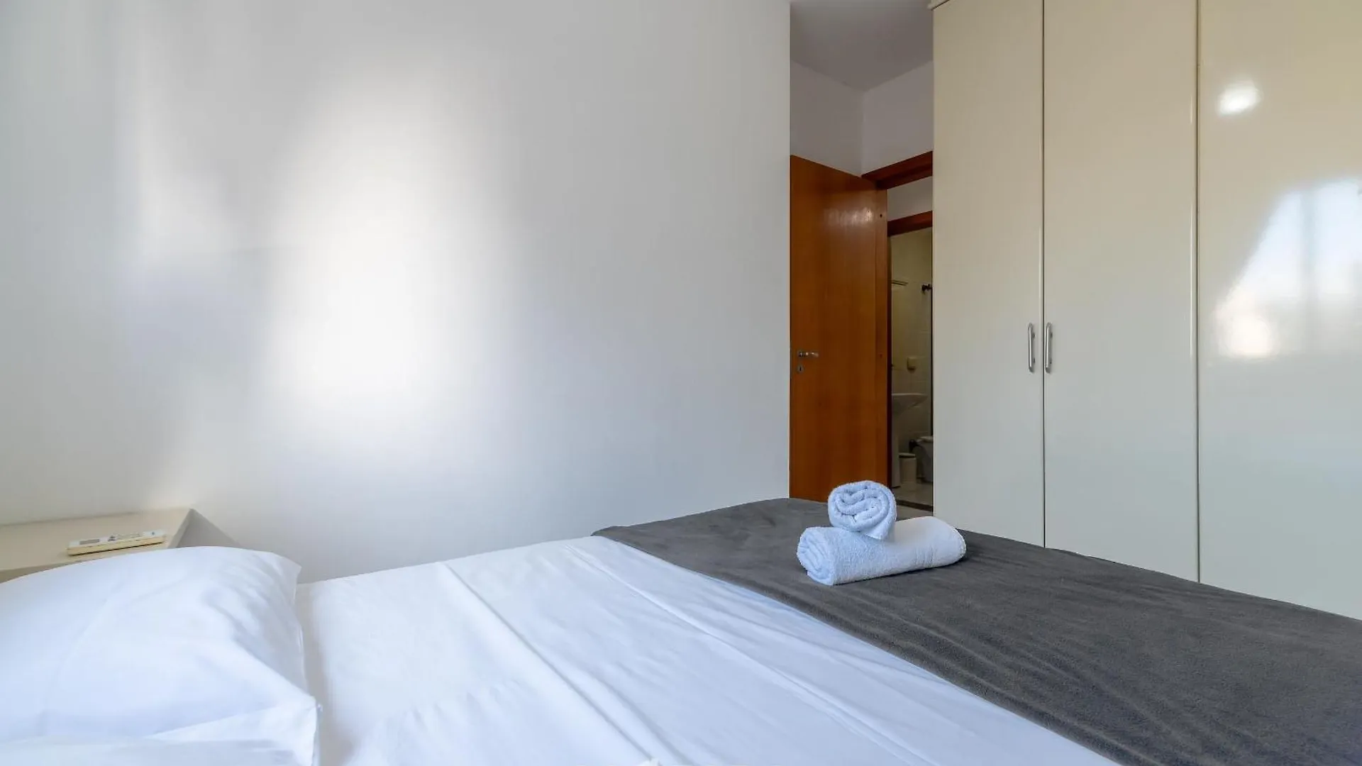 Apto 3Q C/ Churrasq. 240M Do Mar Bombas/Sc Cay0123 Bombinhas Apartment